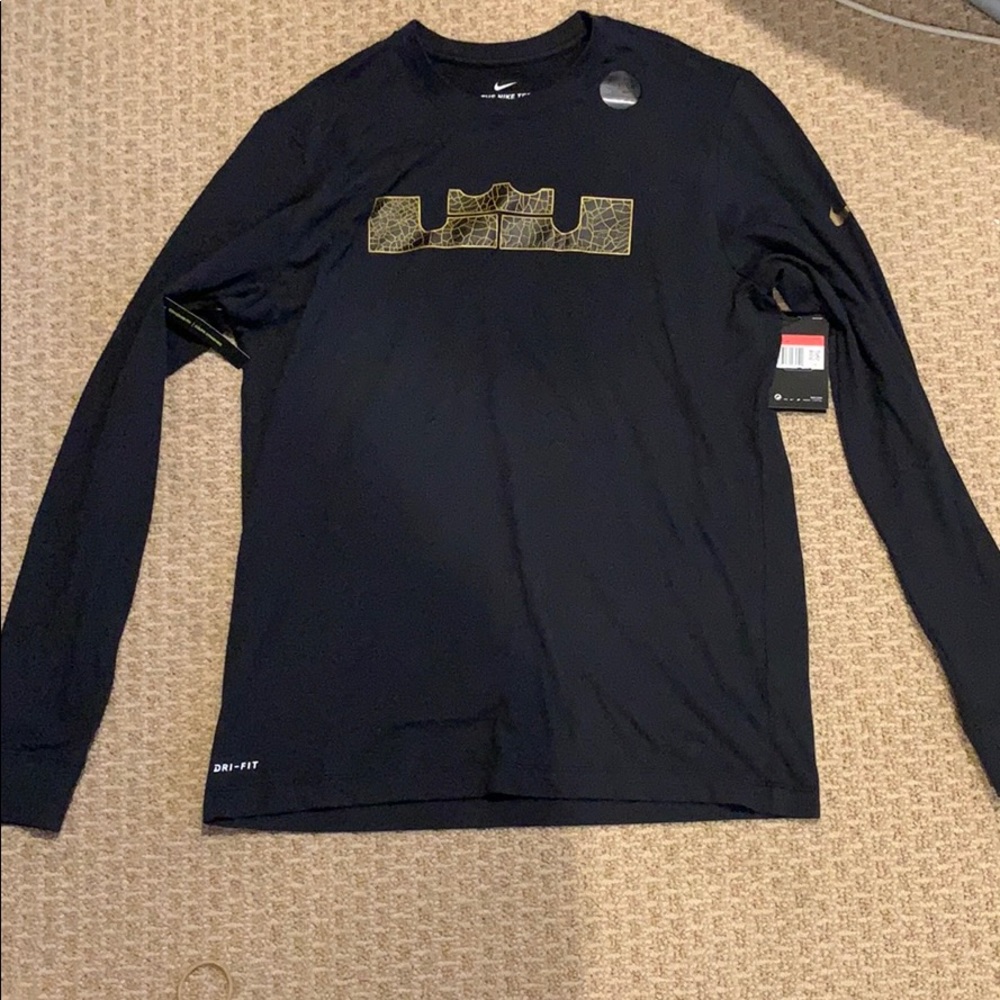 Nike dry fit longsleeve LeBron James T-shirt